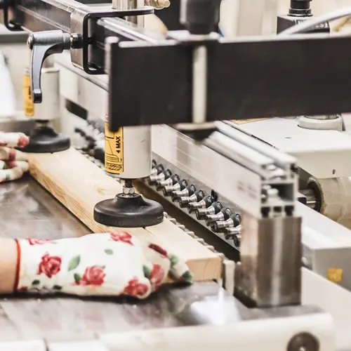Produkcja drewnianych mebli